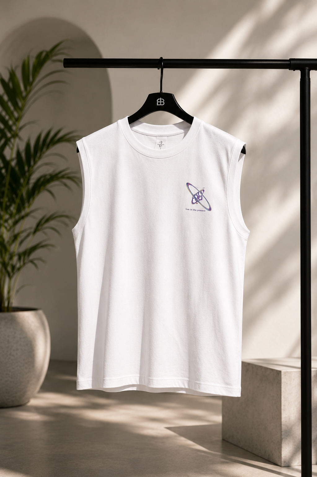 Sleeveless t-shirt